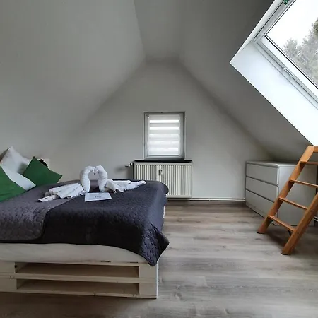 Апартаменты Wohlfuehl-wohnung Mit Sternekomfort Als Maisonette Mit Dachausstieg In