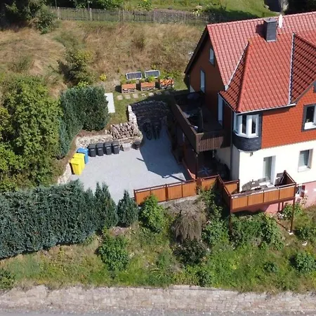 Wohlfuehl-wohnung Mit Sternekomfort Als Maisonette Mit Dachausstieg In Апартаменты *